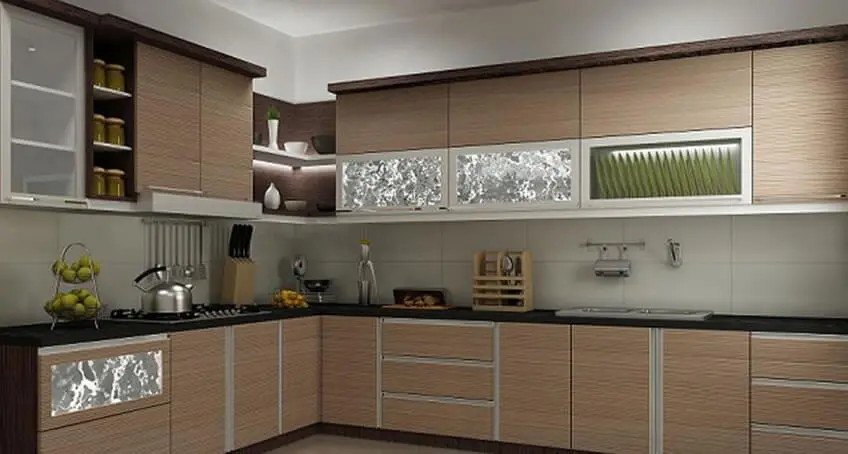 Ανακαίνιση Κουζίνας με Χρήση Βακελίτη σε Ντουλάπια Πάγκους