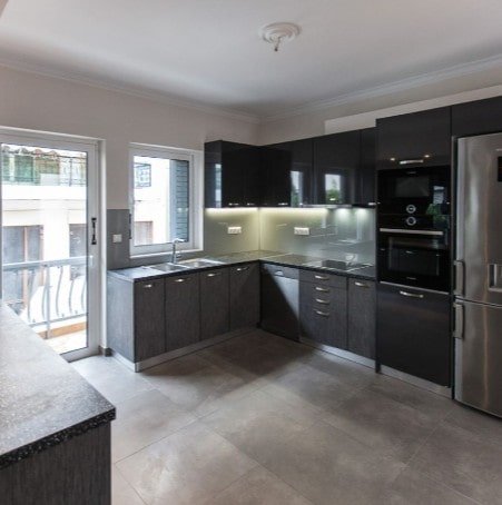 Οικονομική, γρήγορη και αξιόπιστη ανακαινιση κουζινας με τα καλύτερα υλικά στο χώρο της ανακαίνισης κατοικίας